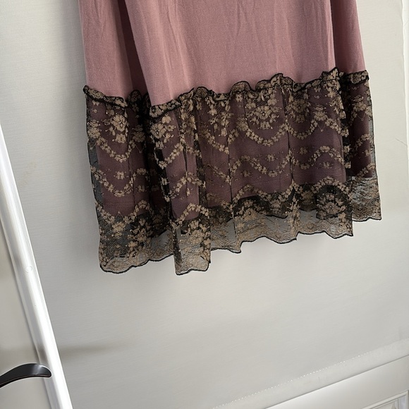 LOGO brand Sleeveless Lace Hem Top - Pink - Picture 3 of 5